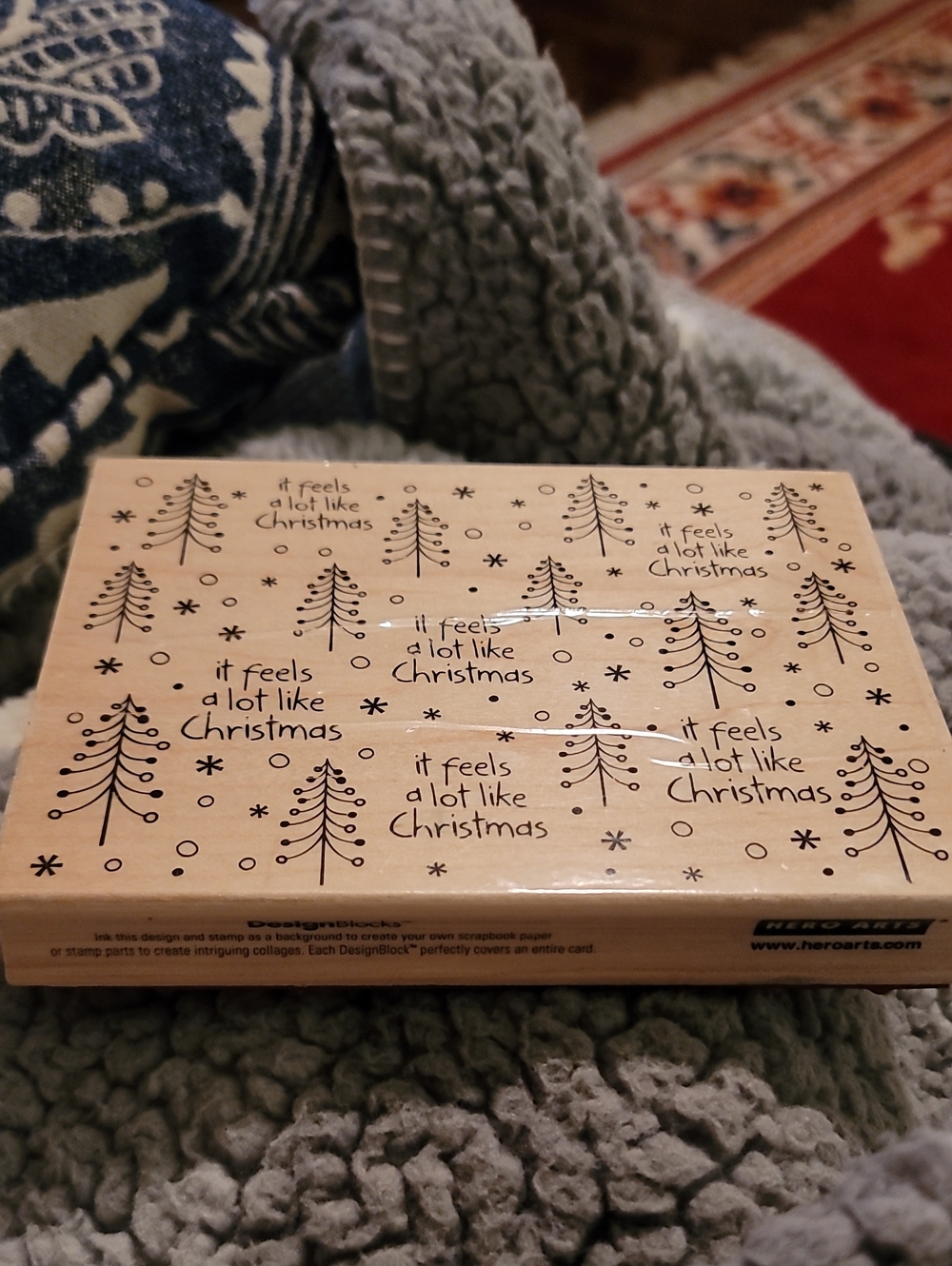 Holiday Woodenedmn Rubber Stamp Block - "It Feels a Lot Like Christmas"